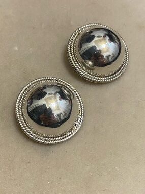 Vintage Sterling Silver Round Clip-on Earrings